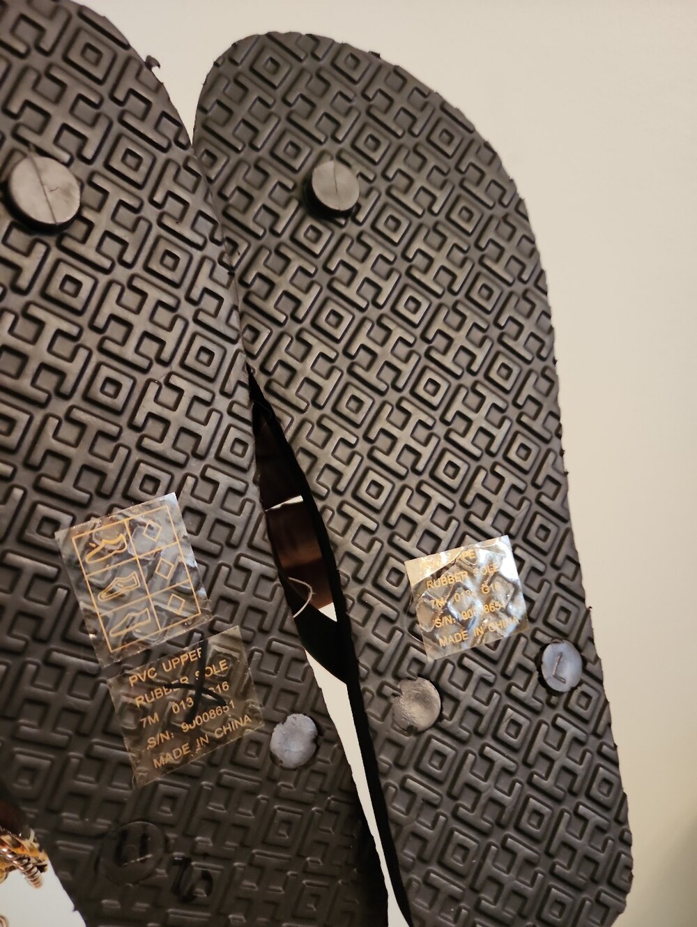 Tory Burch Women's Brown With  Leopard-Print Footbed Flip Flops with Gold Logo - Picture 6 of 8